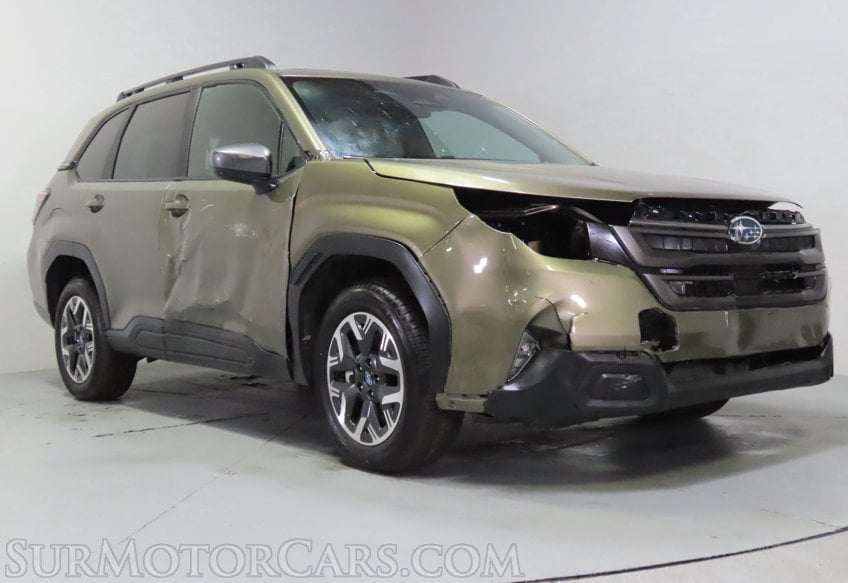2026 Subaru Forester Premium - Image 3