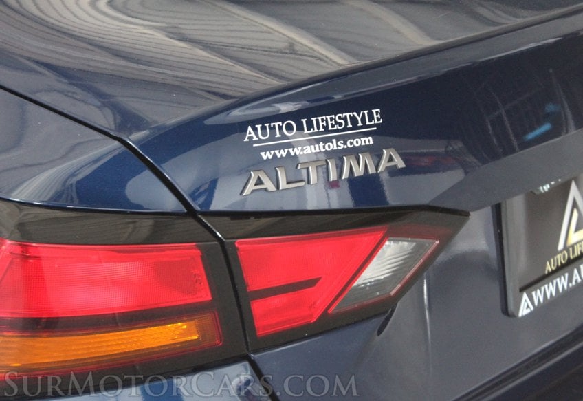 2024 Nissan Altima - Image 24