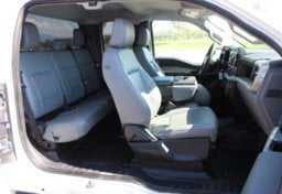 2023 Ford F-150 3.5L XL - Image 39