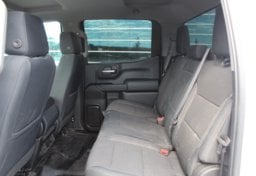2019 Chevrolet Silverado 1500 - Image 39