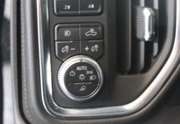 2020 GMC Sierra 1500 - Image 41