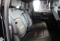 2020 GMC Sierra 1500 - Image 31