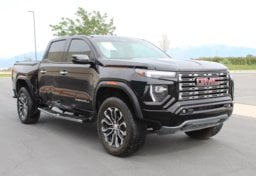 2024 GMC Canyon. 4x4 Denali - Image 1