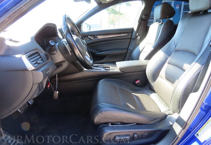 2020 Honda Accord Sport - Image 32