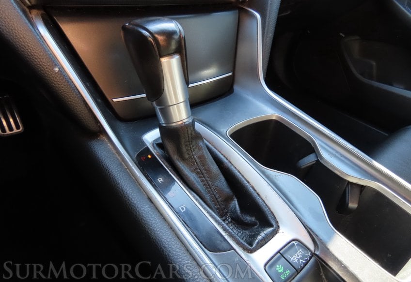 2020 Honda Accord Sport - Image 17