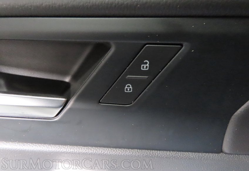 2025 Volkswagen Jetta SE - Image 29