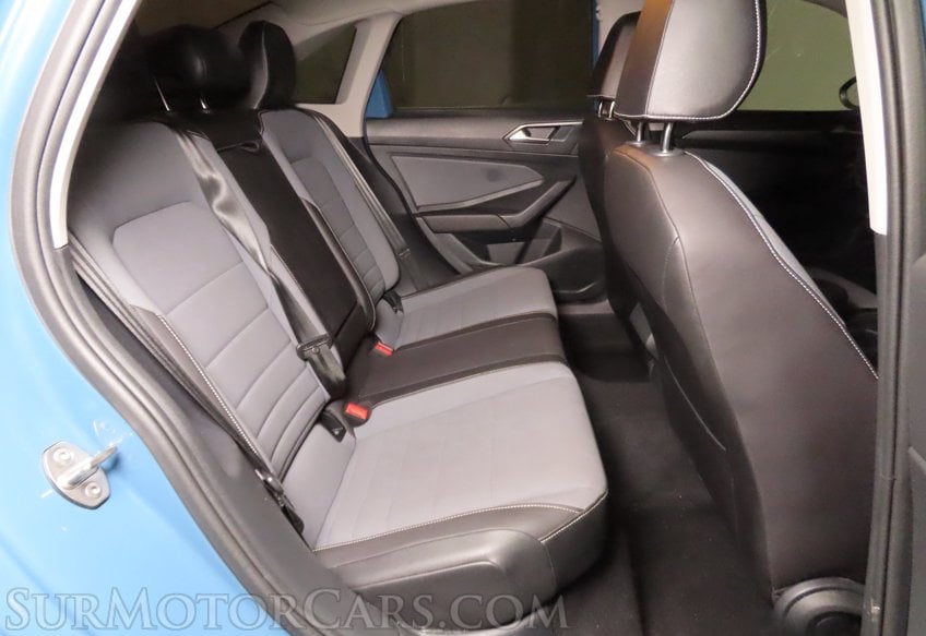 2025 Volkswagen Jetta SE - Image 12