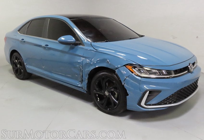 2025 Volkswagen Jetta SE - Image 2