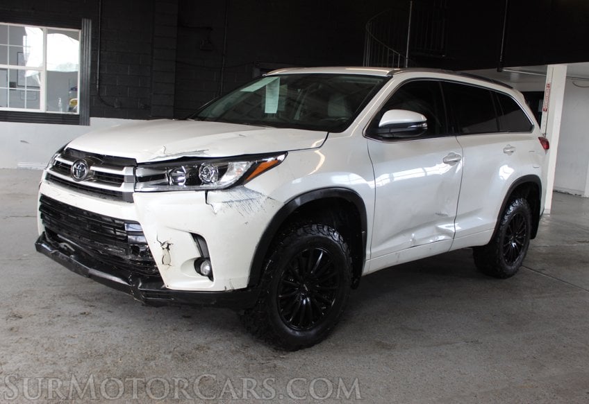 2018 Toyota Highlander AWD XLE - Image 4