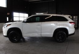 2018 Toyota Highlander AWD XLE - Image 10