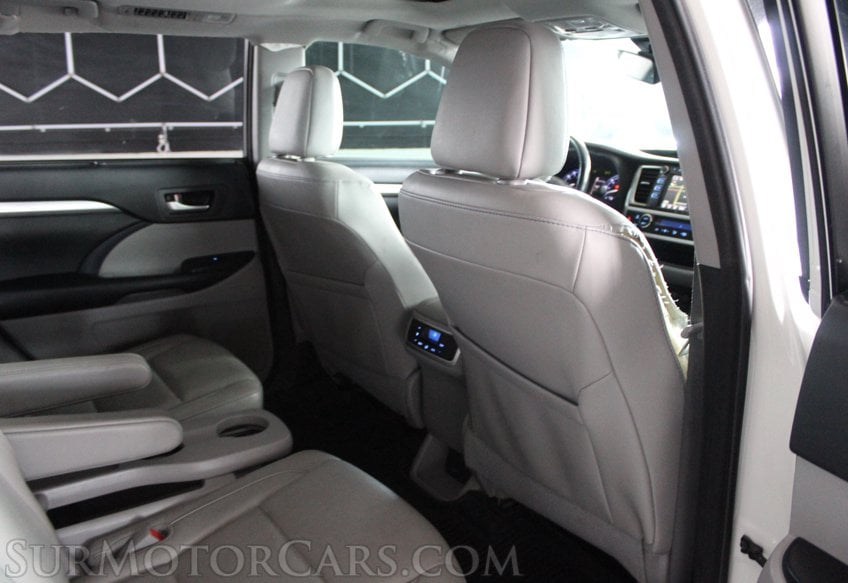 2018 Toyota Highlander AWD XLE - Image 32