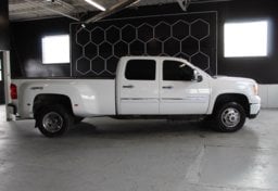 2013 GMC Sierra 3500HD - Image 10