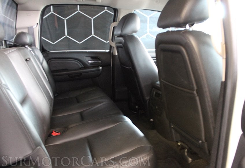 2013 GMC Sierra 3500HD - Image 38