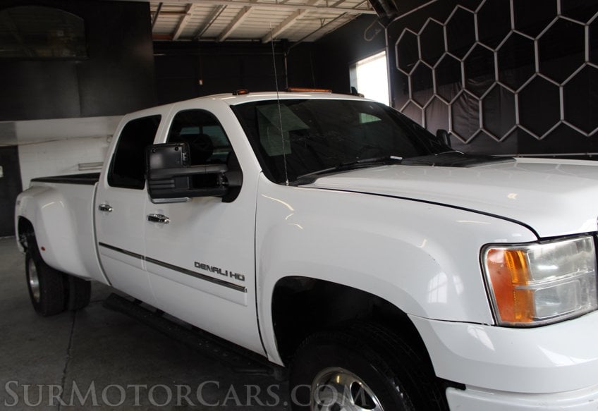 2013 GMC Sierra 3500HD - Image 13