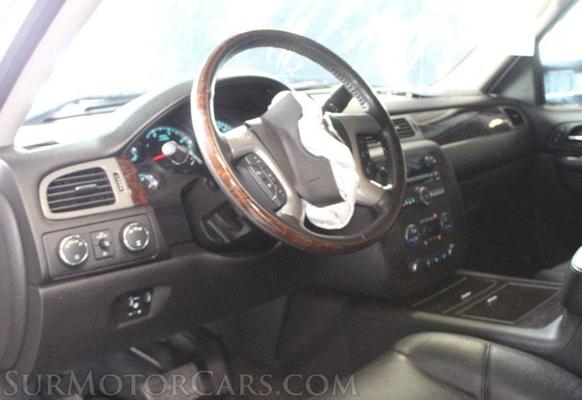 2013 GMC Sierra 3500HD - Image 34