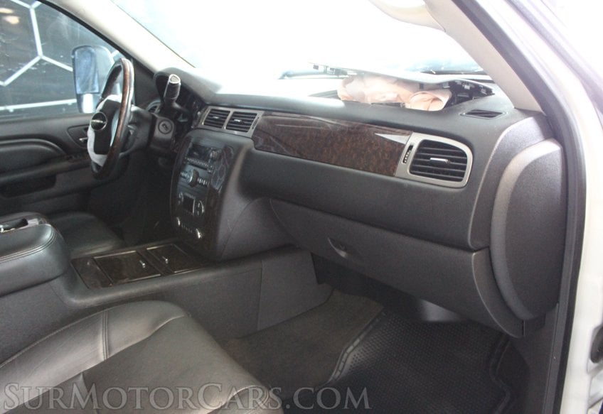 2013 GMC Sierra 3500HD - Image 39