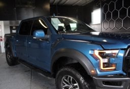 2019 Ford F-150 Raptor - Image 13