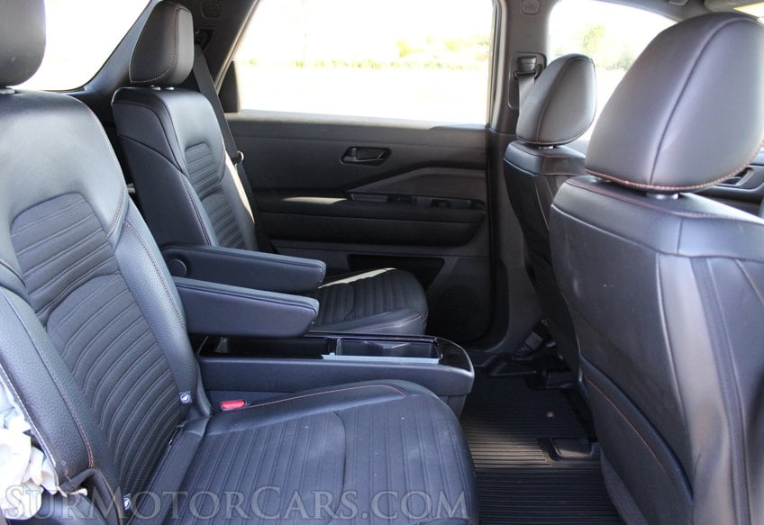 2024 Nissan Pathfinder Rock Creek - Image 35