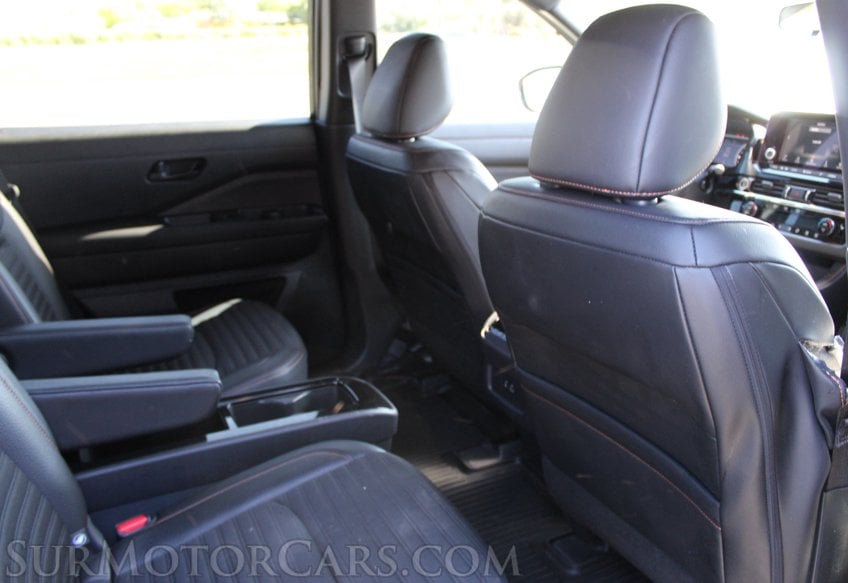 2024 Nissan Pathfinder Rock Creek - Image 33