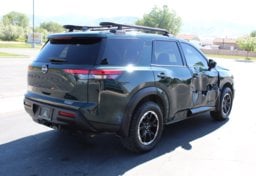 2024 Nissan Pathfinder Rock Creek - Image 6