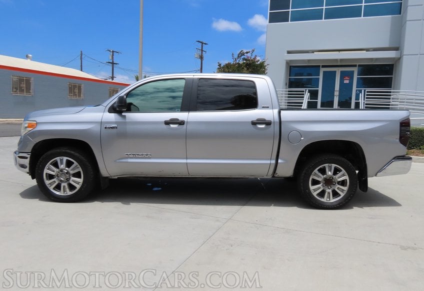 2016 Toyota Tundra SR5 - Image 21