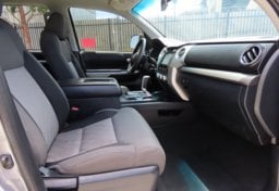 2016 Toyota Tundra SR5 - Image 26