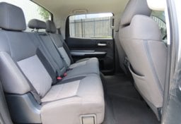 2016 Toyota Tundra SR5 - Image 22
