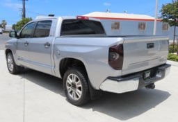 2016 Toyota Tundra SR5 - Image 19