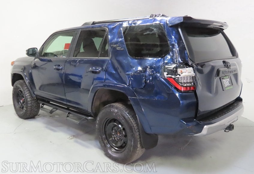 2023 Toyota 4Runner TRD Off-Road Premium - Image 8