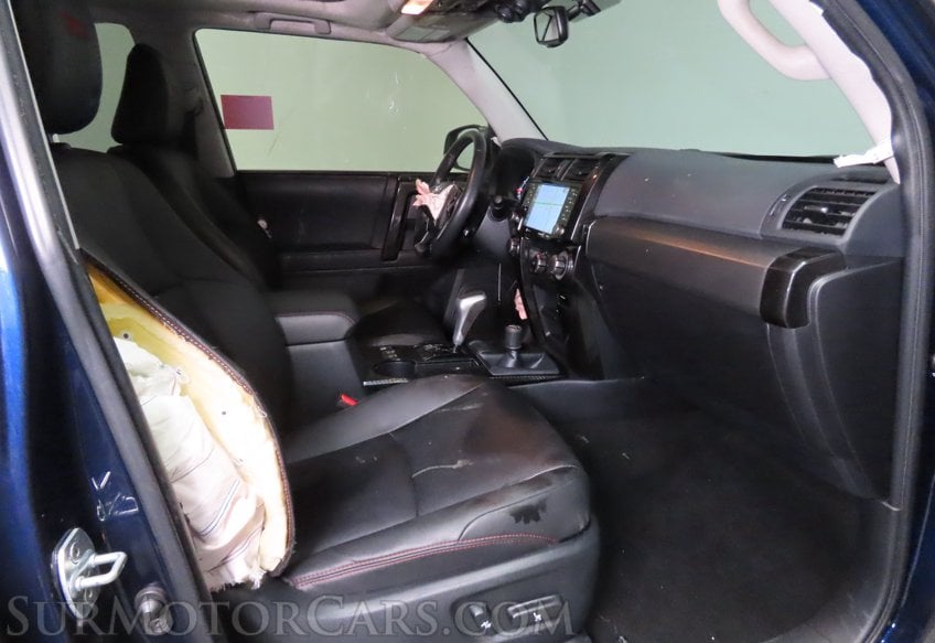 2023 Toyota 4Runner TRD Off-Road Premium - Image 32