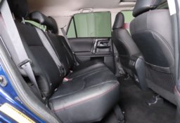 2023 Toyota 4Runner TRD Off-Road Premium - Image 30