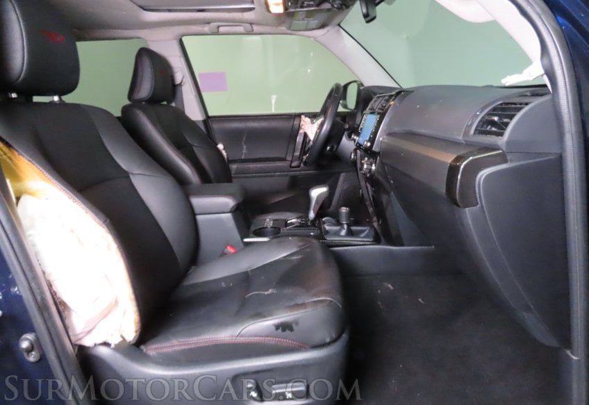 2023 Toyota 4Runner TRD Off-Road Premium - Image 28