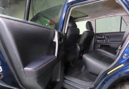 2023 Toyota 4Runner TRD Off-Road Premium - Image 25