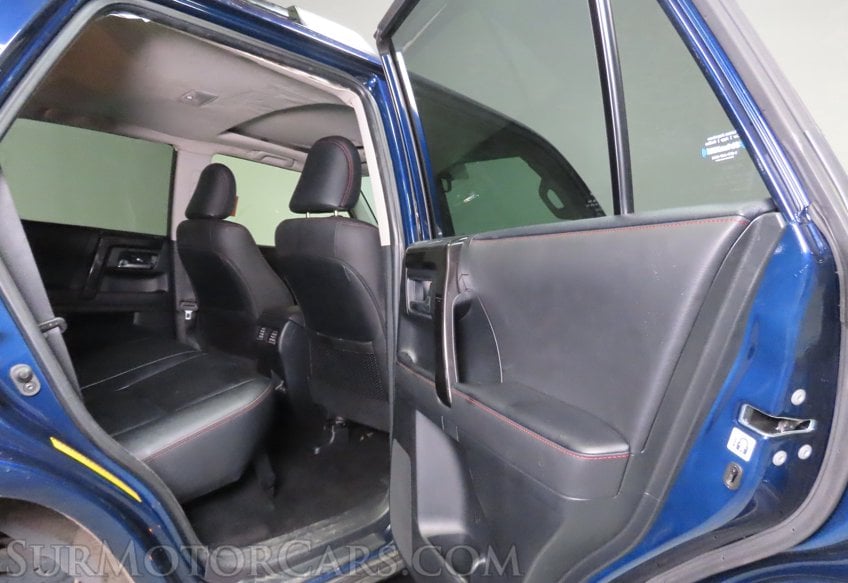 2023 Toyota 4Runner TRD Off-Road Premium - Image 26
