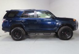 2023 Toyota 4Runner TRD Off-Road Premium - Image 6