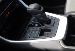 2025 Toyota RAV4 - Image 7