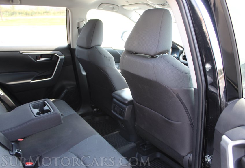 2025 Toyota RAV4 - Image 36
