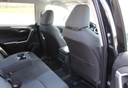 2025 Toyota RAV4 - Image 36