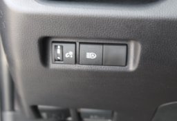 2025 Toyota RAV4 - Image 20