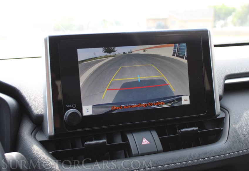 2025 Toyota RAV4 - Image 6