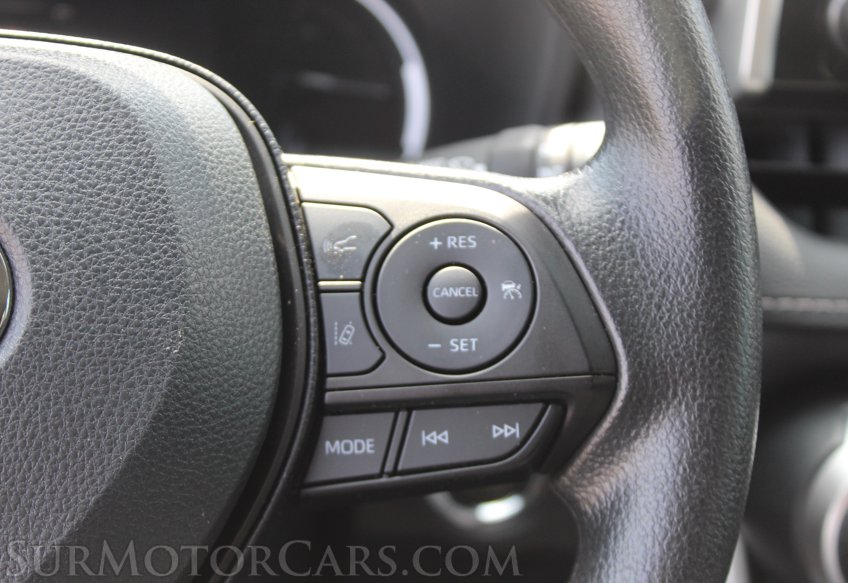 2025 Toyota RAV4 - Image 19