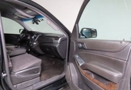 2016 Chevrolet Suburban LS - Image 20