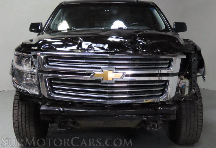 2016 Chevrolet Suburban LS - Image 12