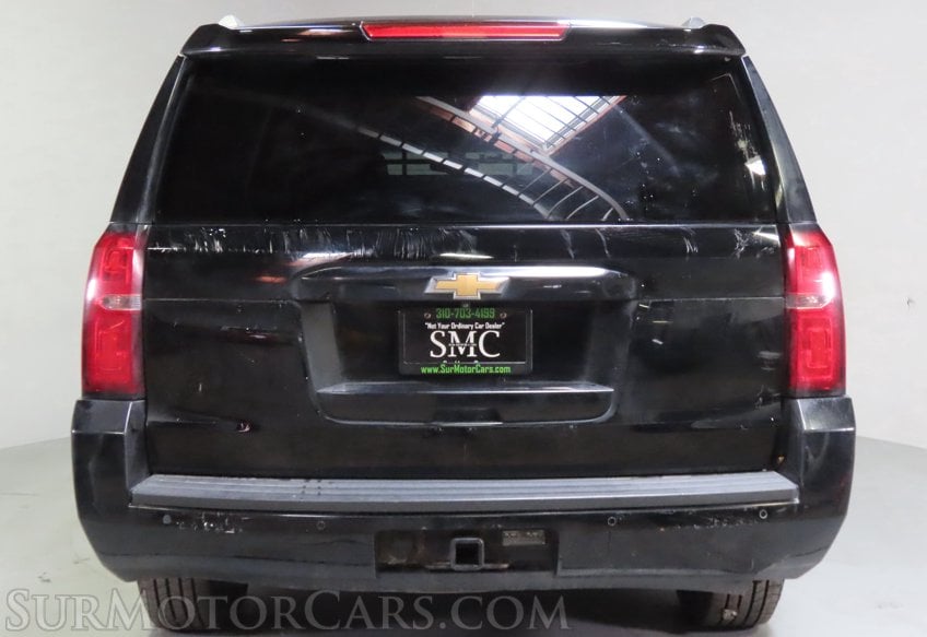 2016 Chevrolet Suburban LS - Image 11