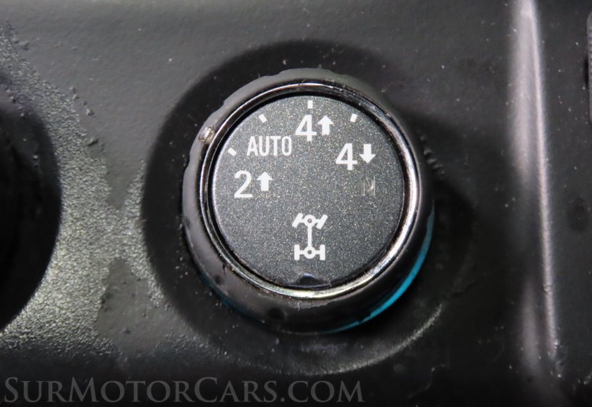 2016 Chevrolet Suburban LS - Image 38