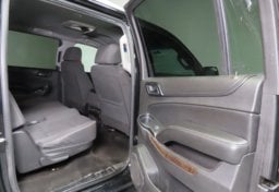 2016 Chevrolet Suburban LS - Image 28