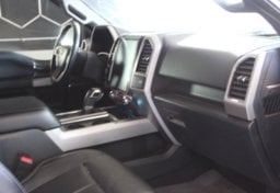 2020 Ford F-150 Lariat - Image 46