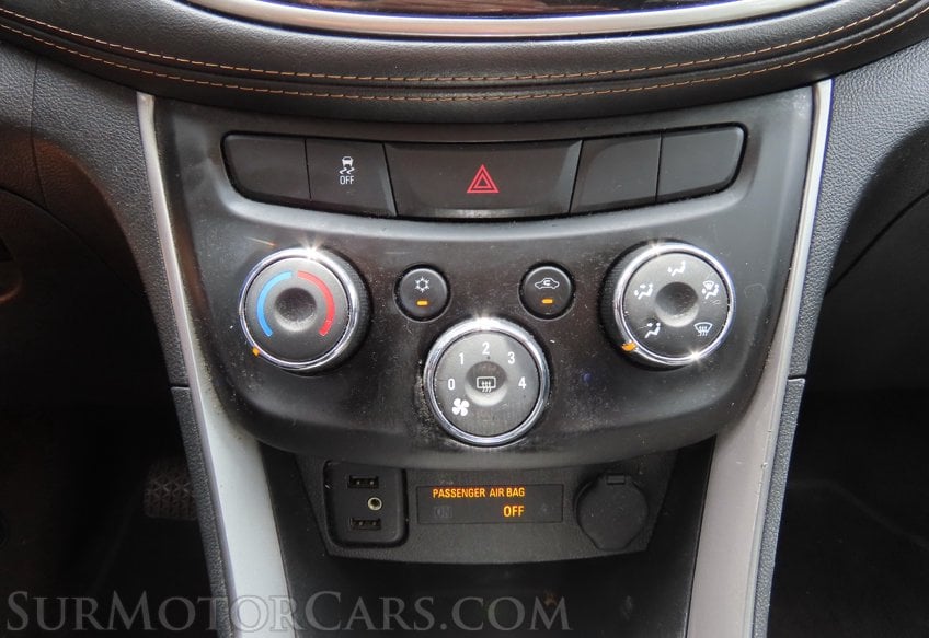 2022 Chevrolet Trax LT - Image 19