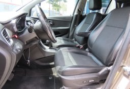 2022 Chevrolet Trax LT - Image 32