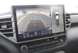 2023 Toyota Tundra Limited - Image 64